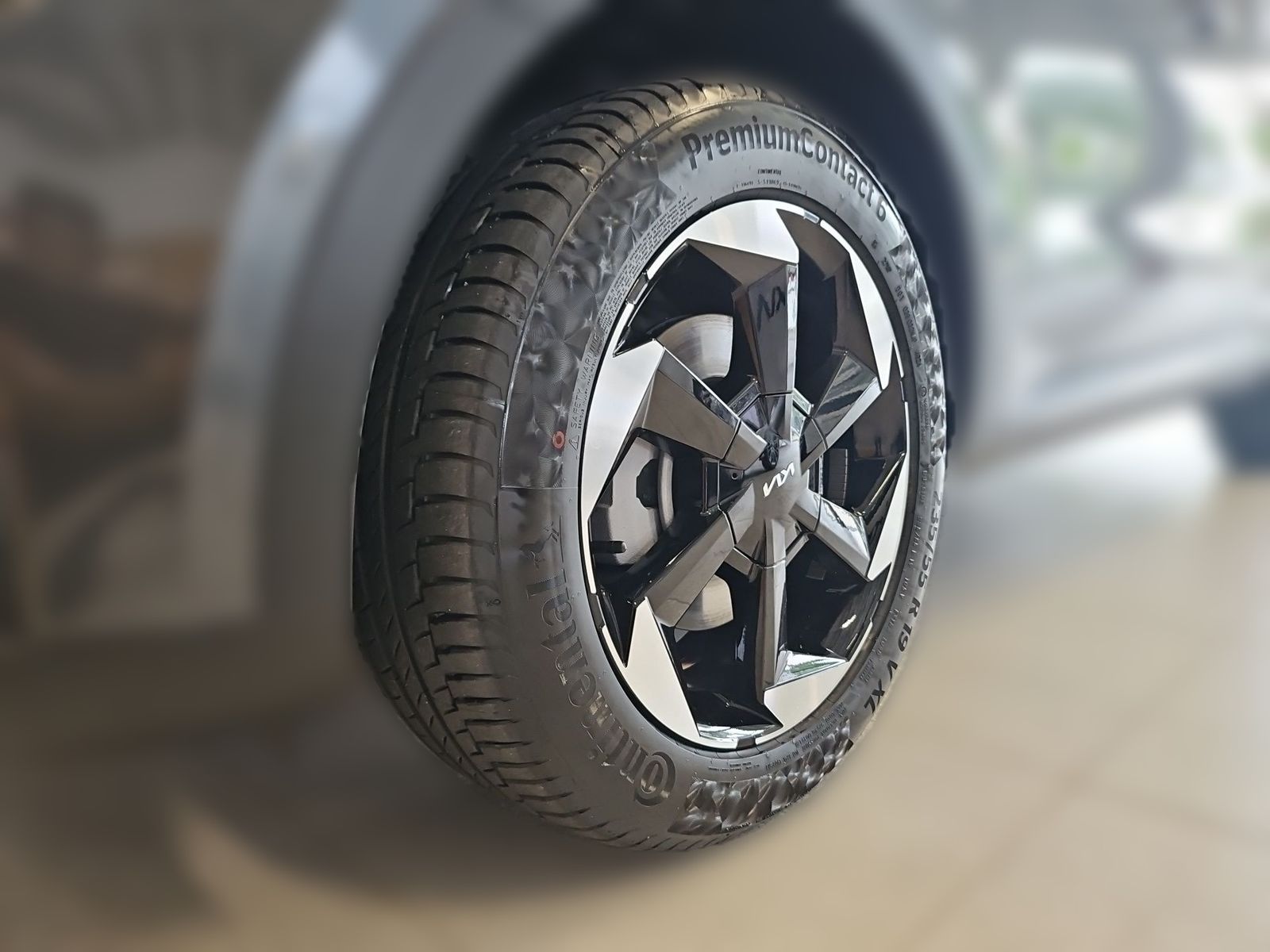 Fahrzeugabbildung Kia SORENTO PE 1.6T PHEV AWD PLAT 7S NAP PR