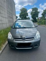 Toyota Corolla Verso 1.8 Automatik 7 Sitzer - Toyota Corolla Verso aus 2007