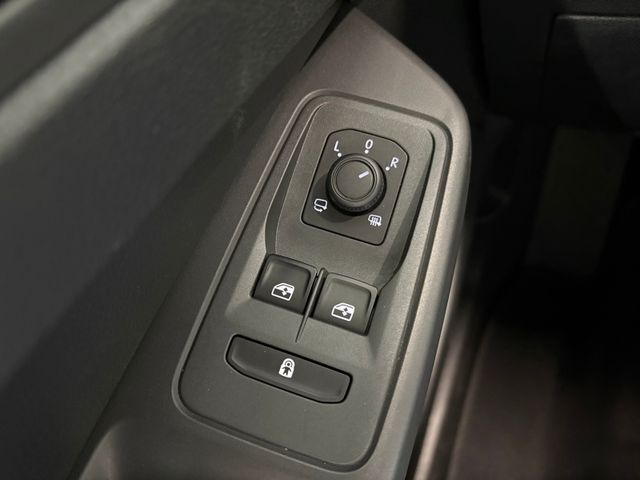 Caddy Kombi 2.0 TDI AHK RFK TEMPO SHZ