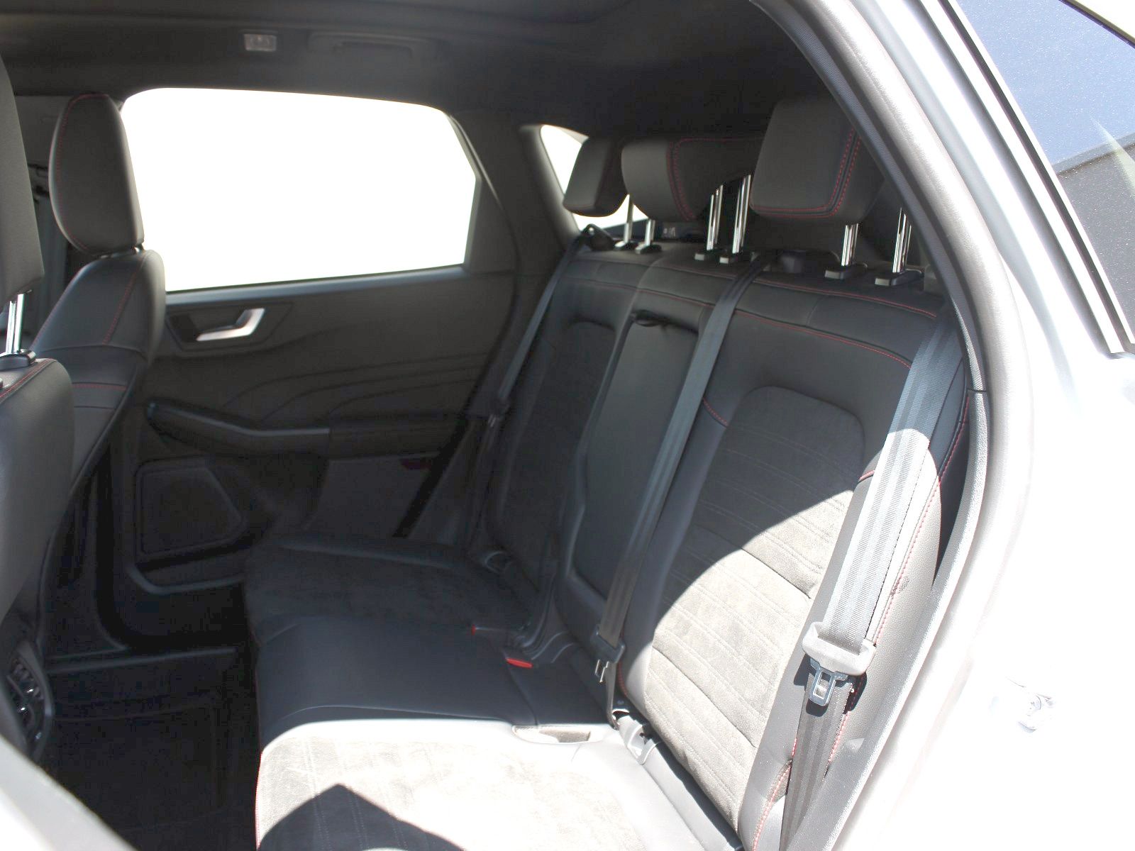 Fahrzeugabbildung Ford Kuga ST-Line X Start/Stopp