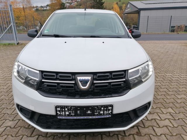 Dacia Sandero  HU/AU Neu