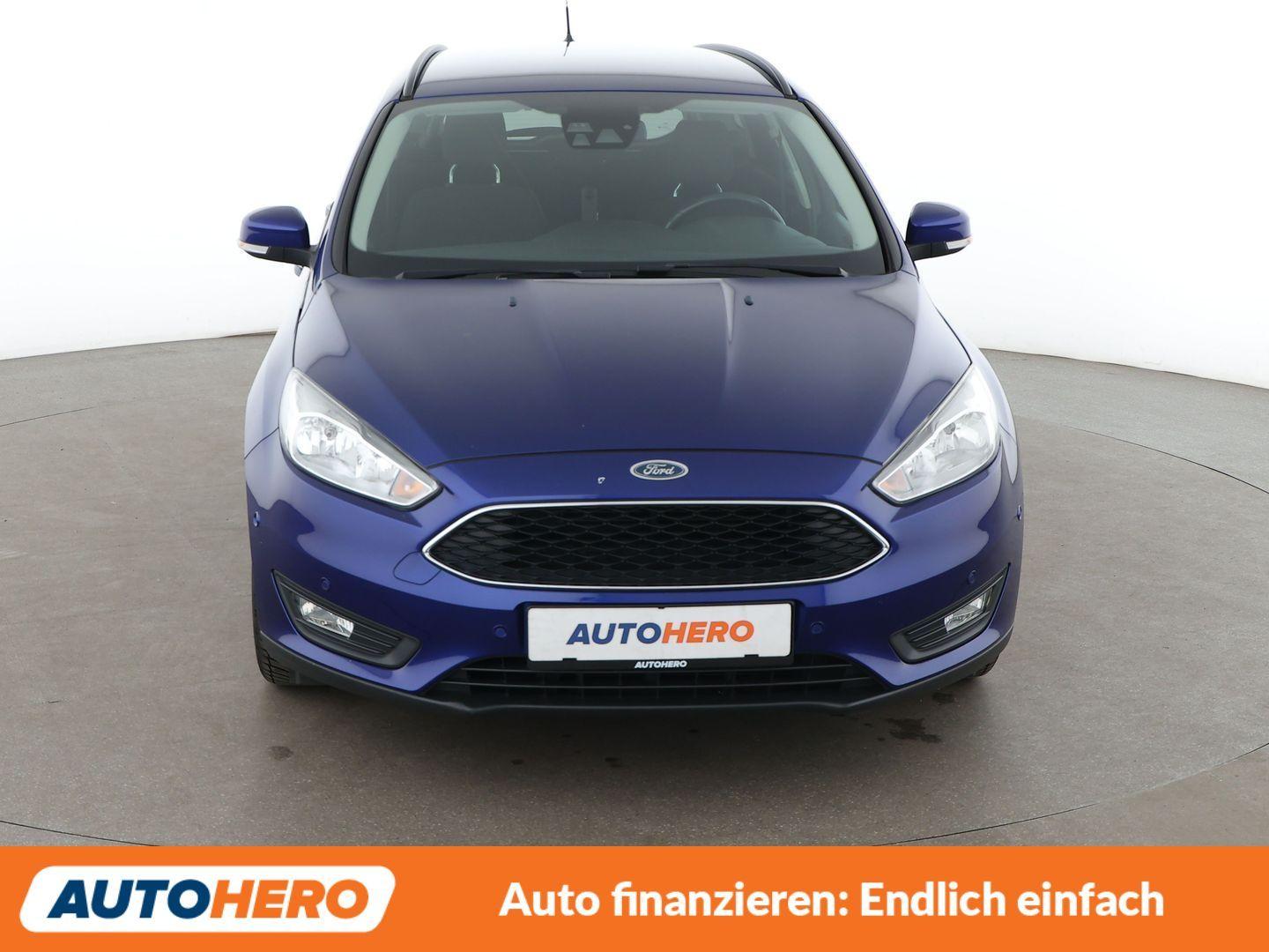 Ford Focus 1.0 EcoBoost Business*NAVI*TEMPO*PDC*SHZ*