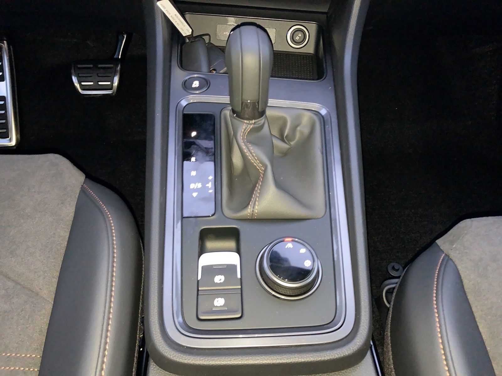 CUPRA Ateca 1.5 TSI DSG 110kW/150PS - Image 14