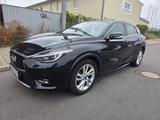 Infiniti Q30 1.6 Premium Panorama Kamera TÜV neu - Infiniti in Berlin