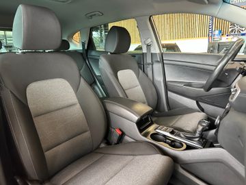 Hyundai Tucson *TEMPO*AHK*LED*NAV*SHZH*LKHZ*KLIMA*