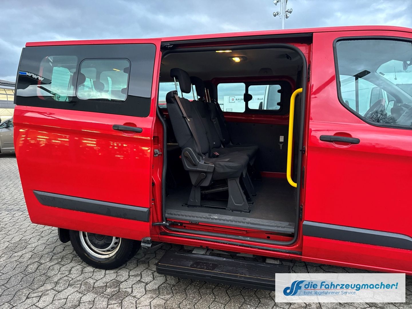 Fahrzeugabbildung Ford Transit Custom Tourneo 300 L1 *2129*EXPORT