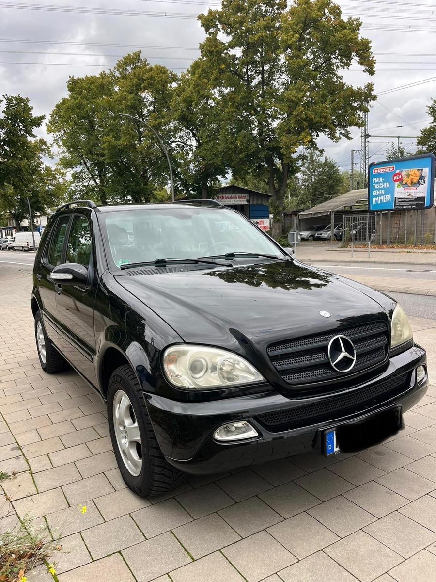 Mercedes-Benz ML 270 CDI Comand-Leder/Schw.-6 Gang Tüv 10/27