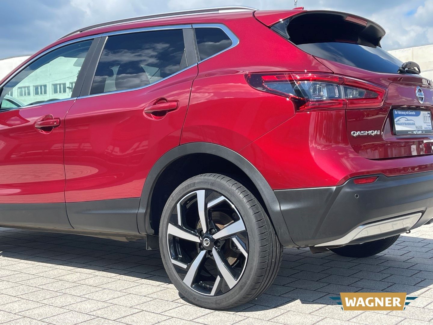 Fahrzeugabbildung Nissan Qashqai N-Connecta 1.3 Automatik