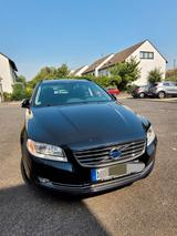 Volvo V70 D4 Momentum Momentum - gebrauchte Volvo V70 aus dem Jahr 2015