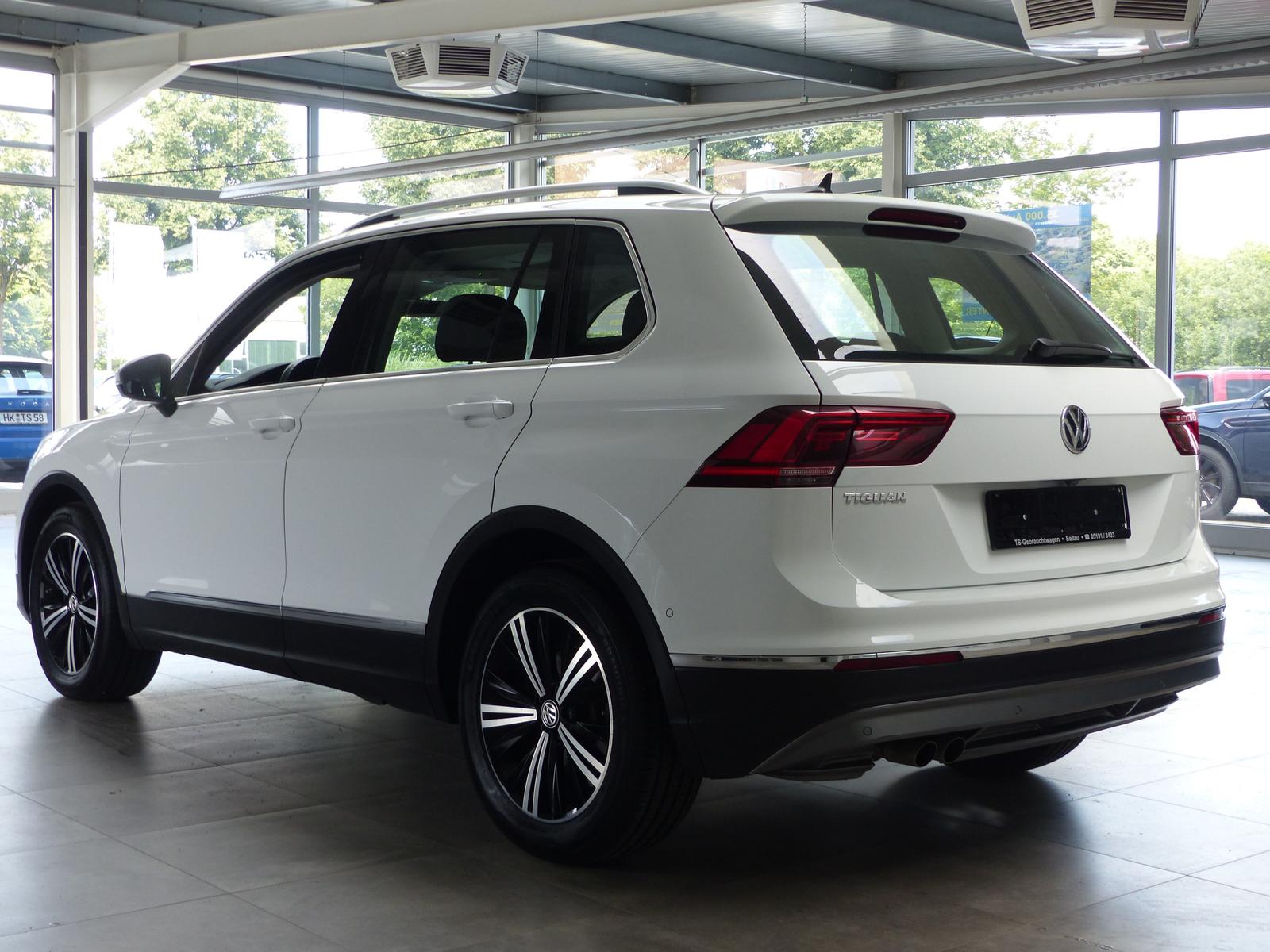 Volkswagen Tiguan Highline AHK+Leder+Memory+4xShzg+LED+ACC, миниатюра 6