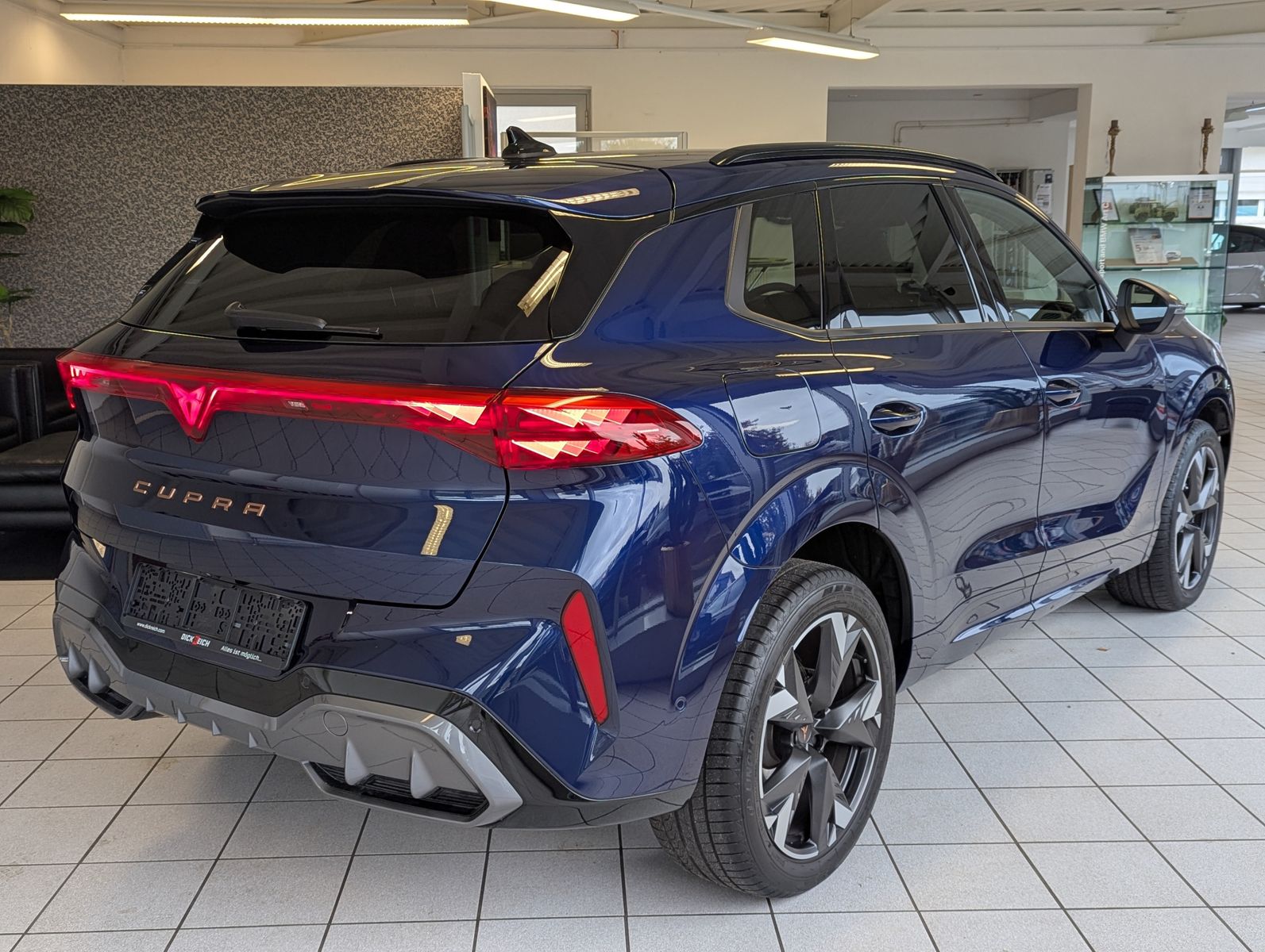 CUPRA Terramar 1.5 eTSI Sennheiser Edge-Paket HUD 19" - Image 7