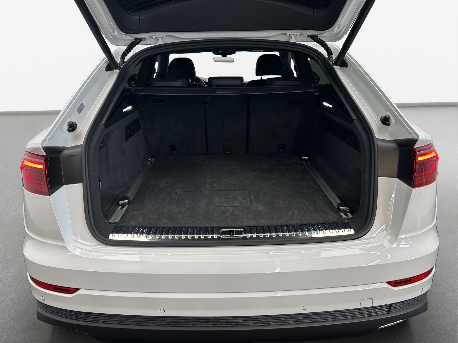 Audi Q8 55 TFSIe qu S line tip*Air*B&O*HUD*Matrix*Vir foto 12