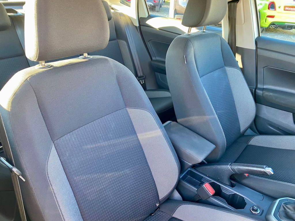 Fahrzeugabbildung Volkswagen Polo 1.0 TSI OPF Life KLIMA LED GZJR NAVI DAB+