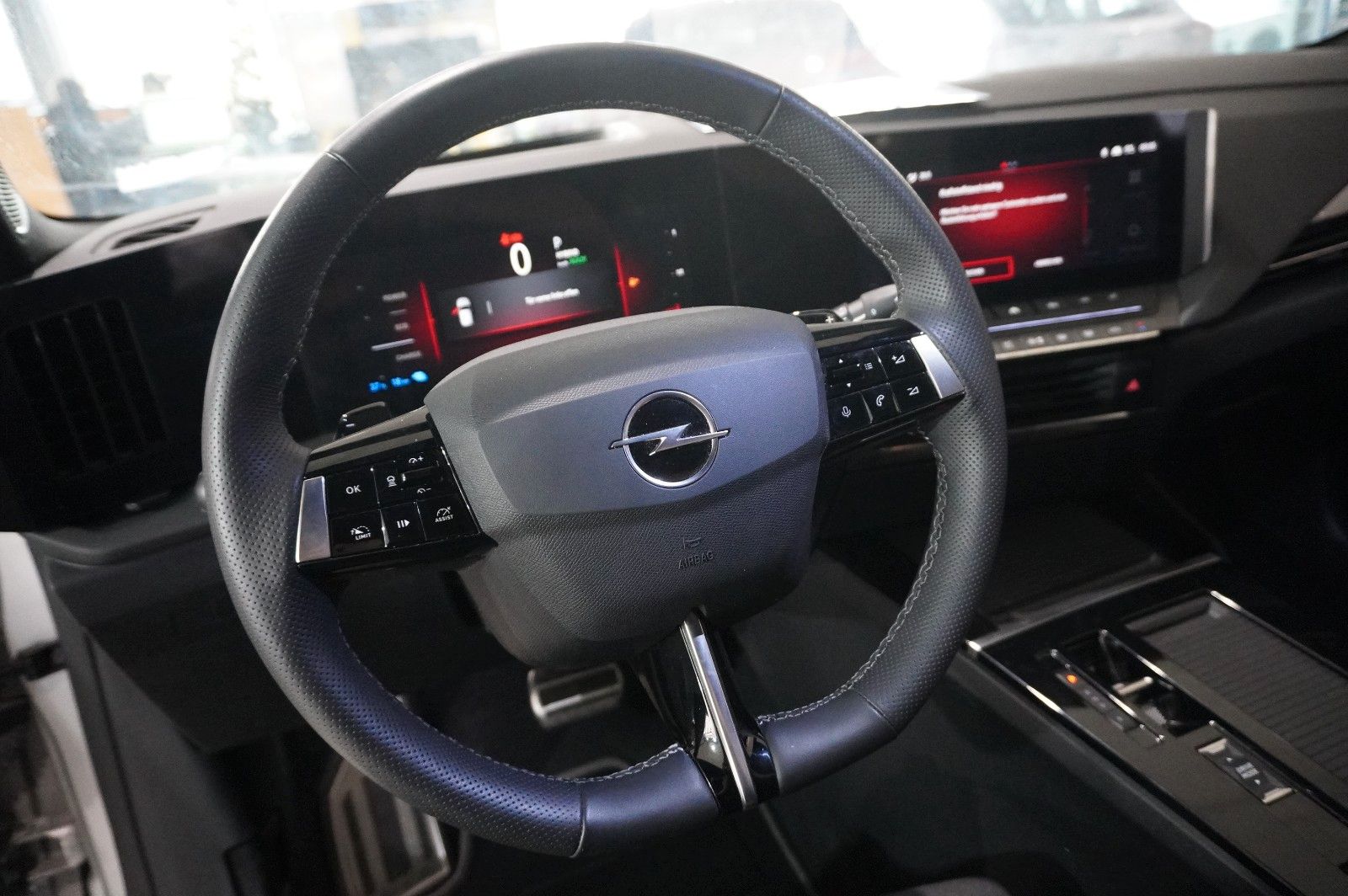Fahrzeugabbildung Opel Astra L Lim. 1.6 HYBRID GS SPORT NAVI/360°/SPORT