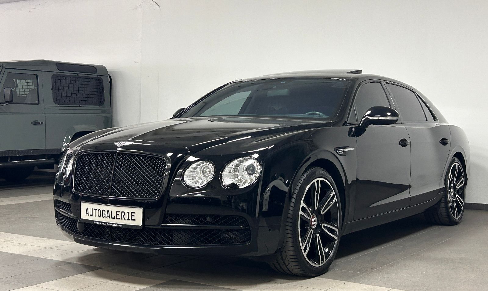 BENTLEY Flying Spur