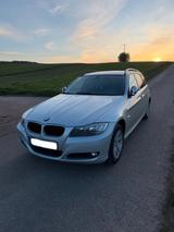 BMW 318i Automatik 3er Kombi mit SHZ, Klim... - BMW aus 2009: 3er