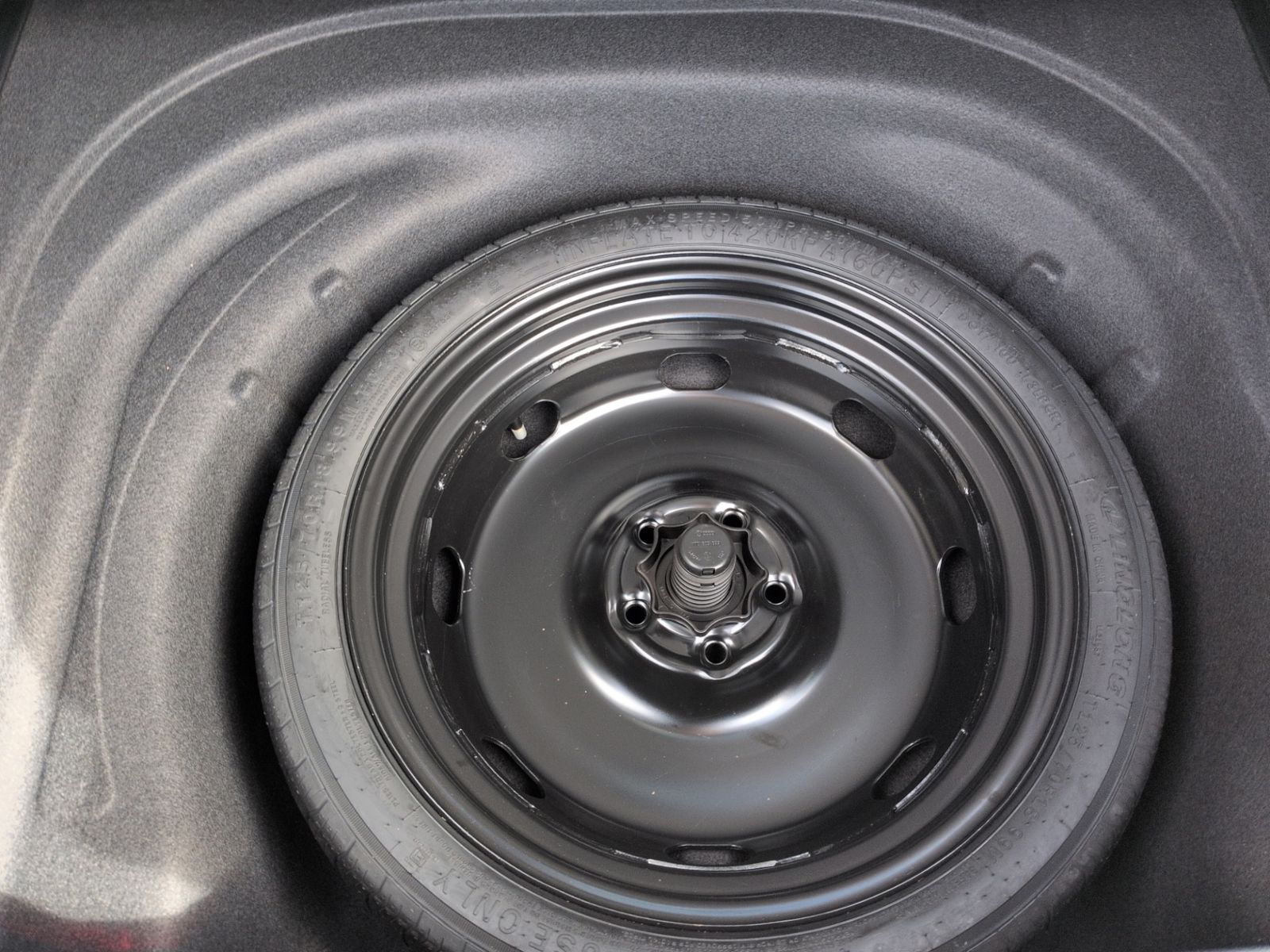 Golf VIII Variant 1.5 TSI Life AHK+APP+NAVI+SHZ