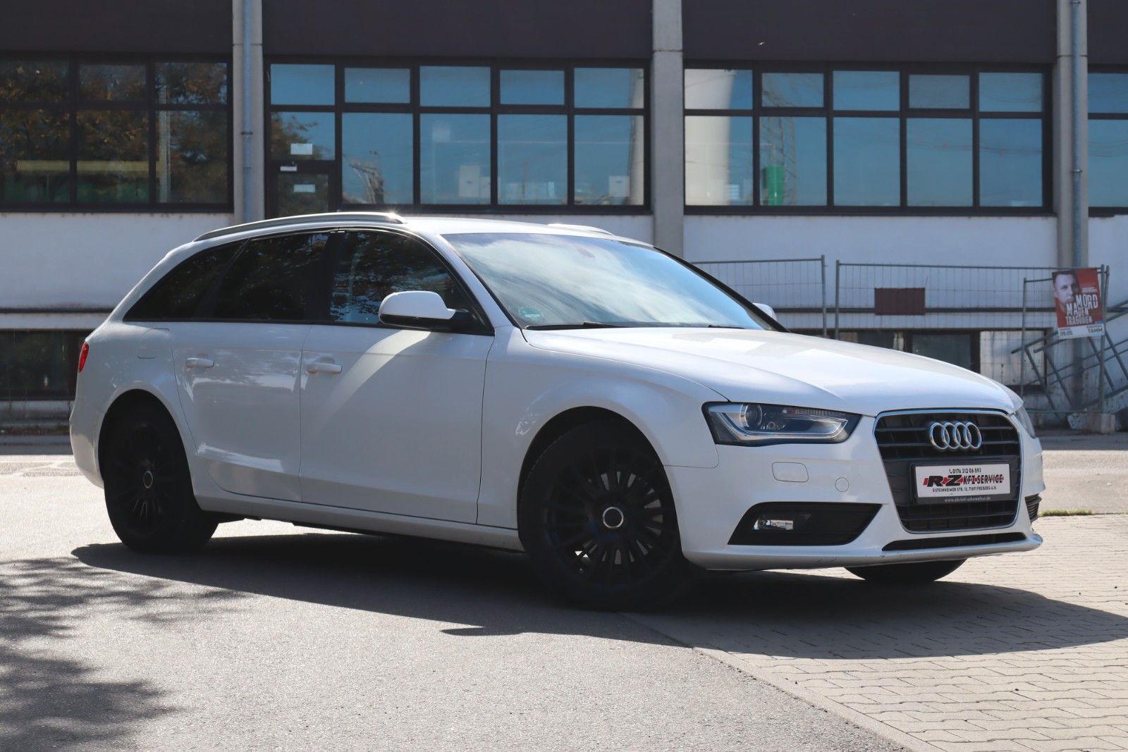 Audi A4 - 1