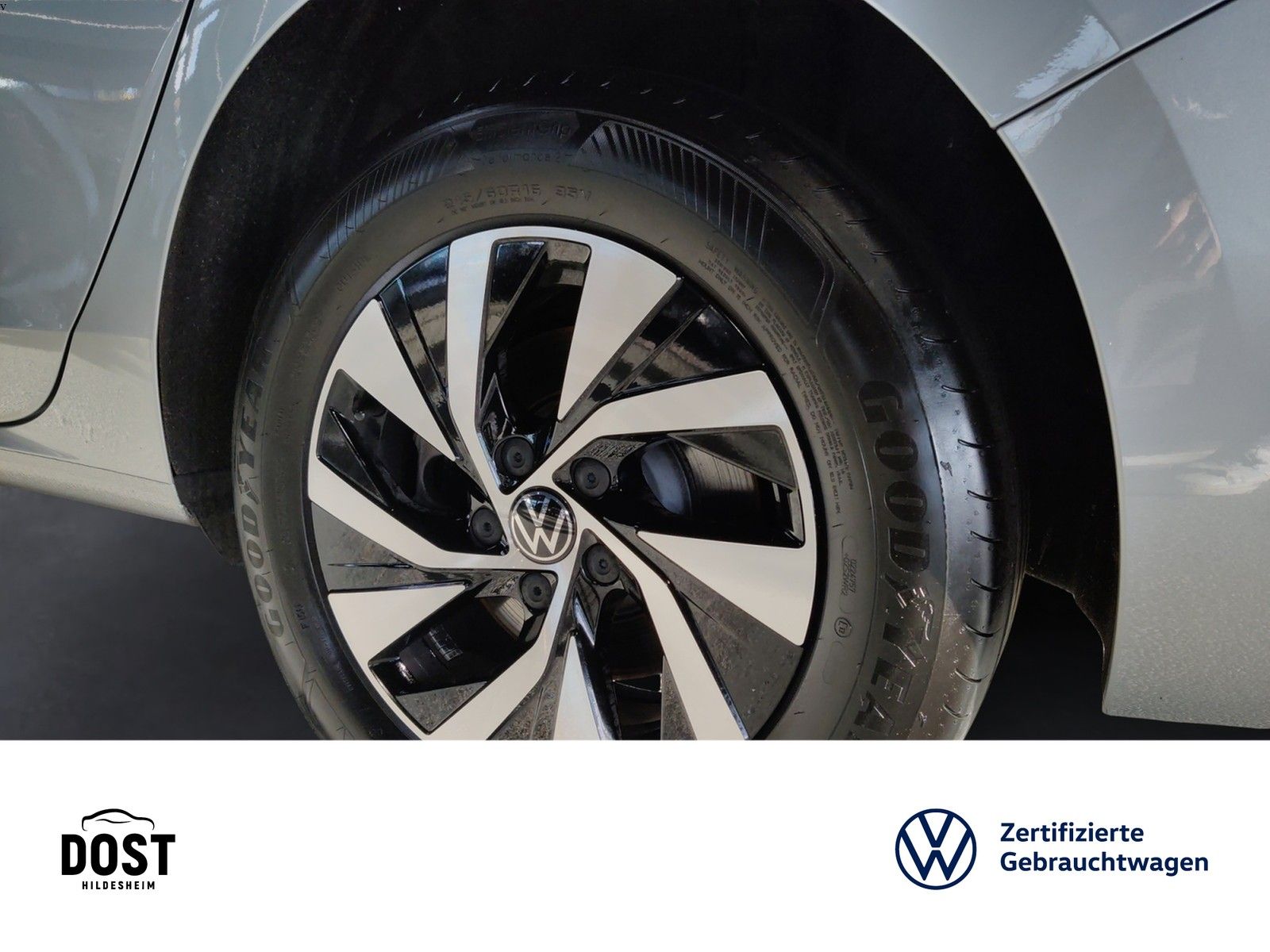 Volkswagen Passat Variant - Bild 6