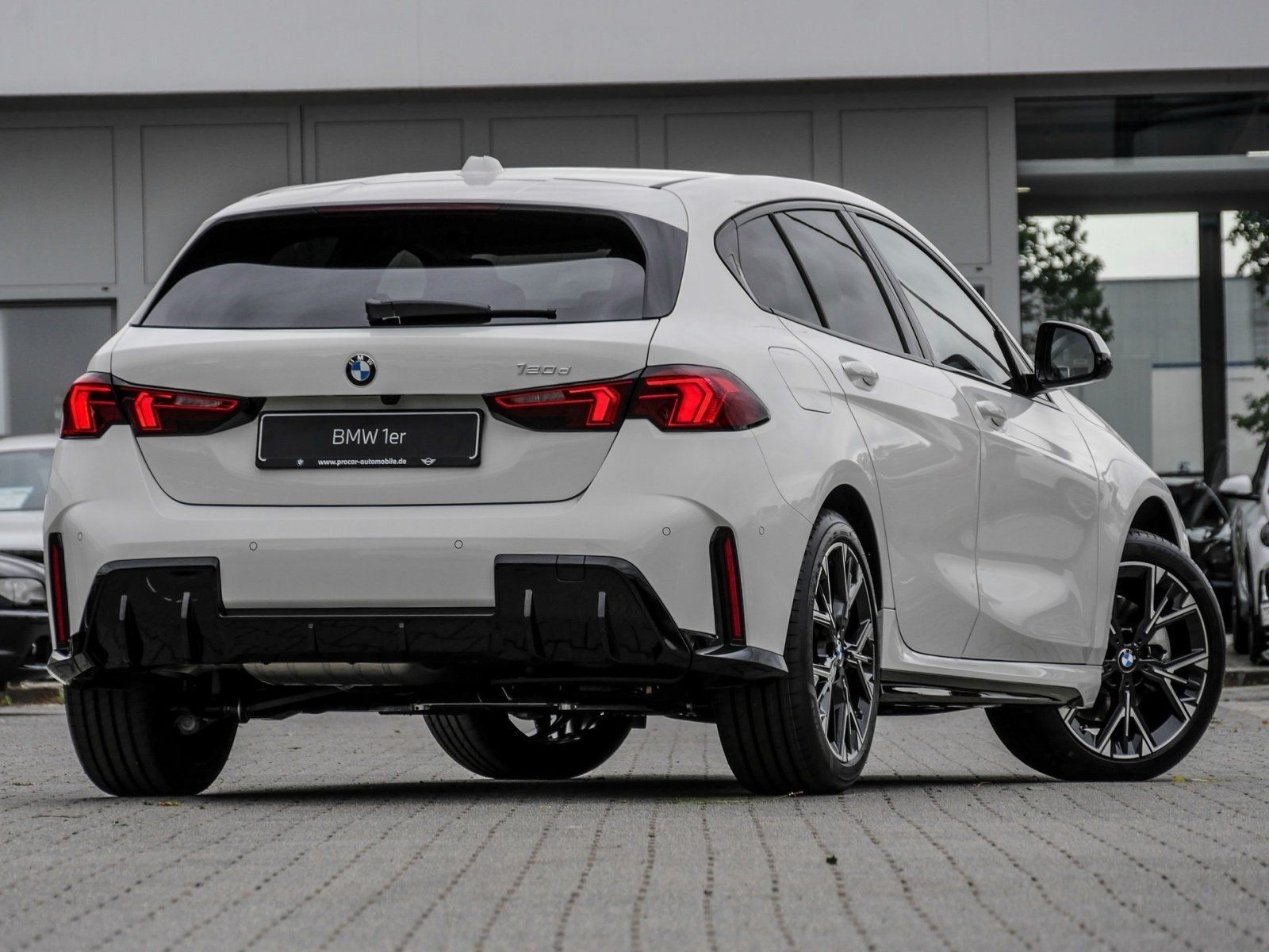 BMW 120 - Bild 2