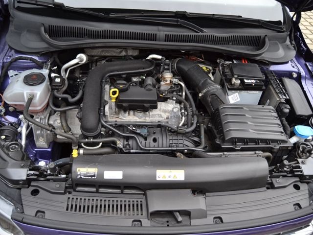 Polo 1.0 TSI 110 PS DSG R-Line IQ.DRIVE/PANORAMA