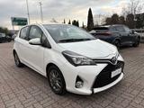 Toyota TOYOTA YARIS 5/P 1.4 D4D TAGLIANDATA SI NEOPAT. - Toyota Yaris mit Diesel-Antrieb: Limousine