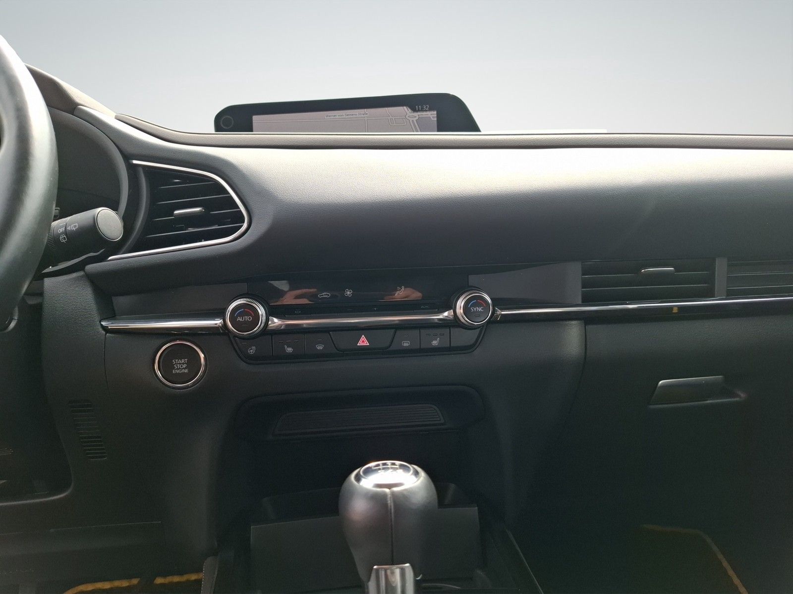 MAZDA CX-30 Selection 2.0 AWD / MATRIX / LEDER / BOSE - Image 14