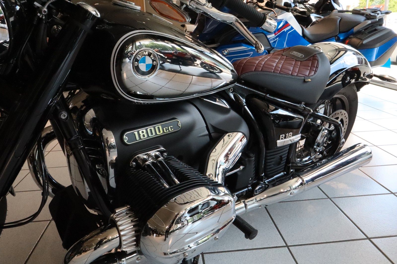 Fahrzeugabbildung BMW R18 Sondermodell 100 Jahre BMW Motorrad