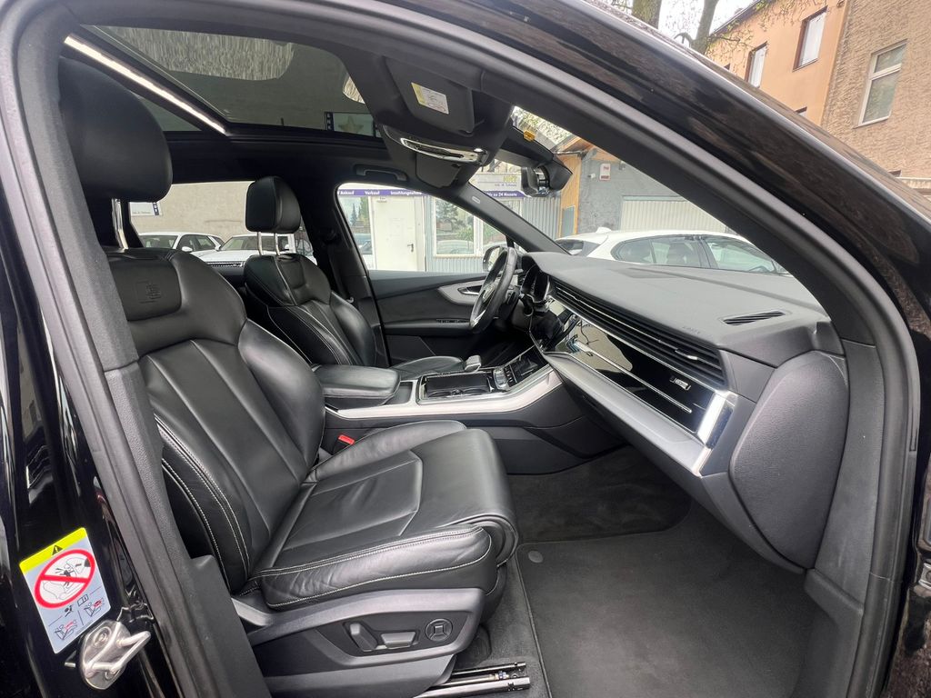 Audi Q7 50 TDI Quattro 3x S line*Pano*7.Sitzer*Matrix