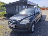 Chevrolet Captiva 2.4 LS 2WD*S-heft gep.*Alu*1.Hand*Klimat - gebrauchte Chevrolet Captiva aus dem Jahr 2010
