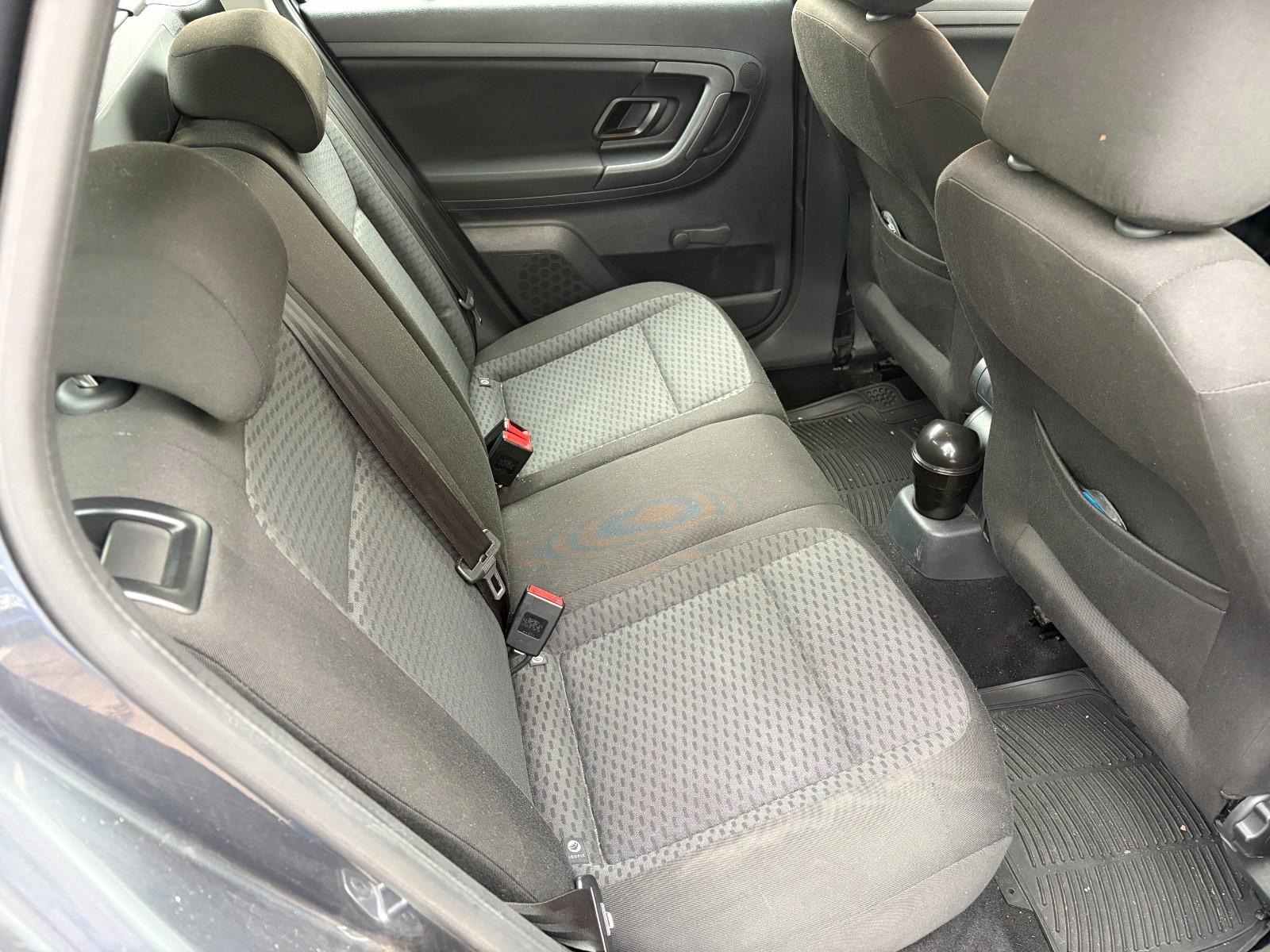 Skoda Fabia 2012 — photo 6