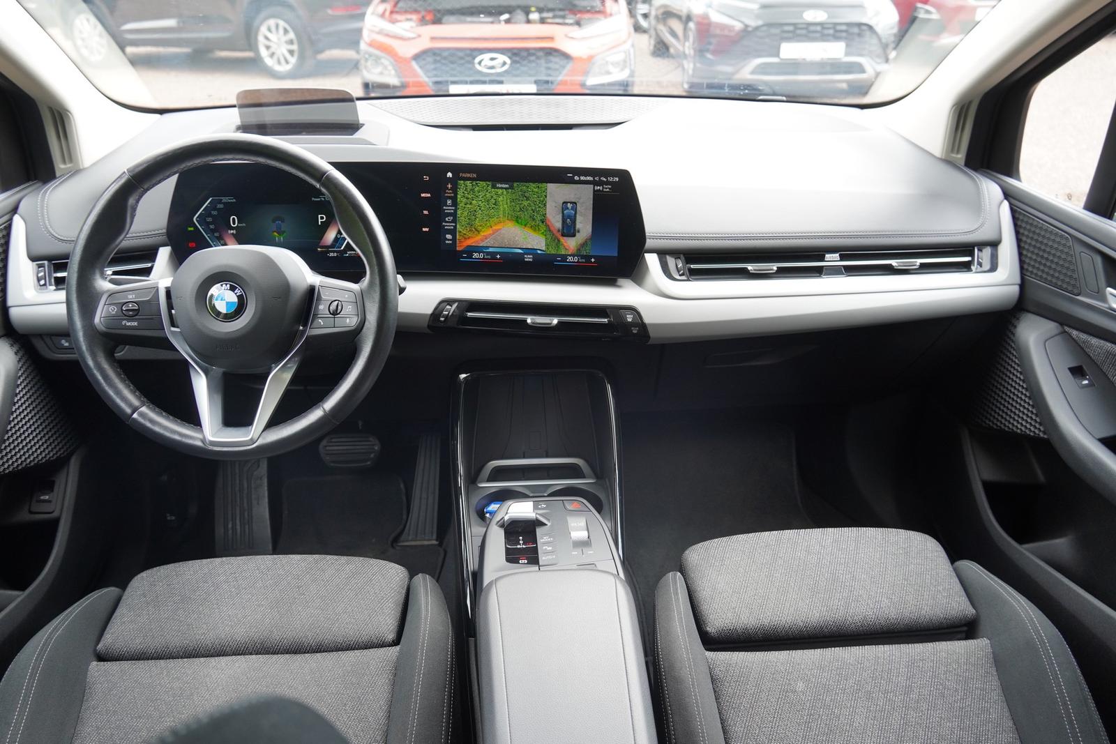 BMW 218 d Active Tourer LED Navi Head-Up 360° Kamera, миниатюра 8