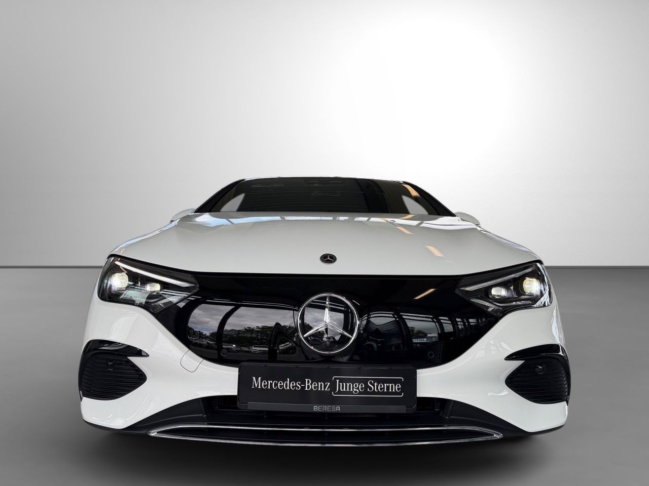 Mercedes-Benz EQE 300 Pano Digital Light Burmester Distronic foto 3