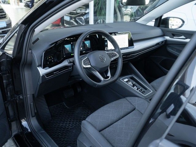 Golf VIII Variant Life TDI DSG AHK ACC ergoActiv
