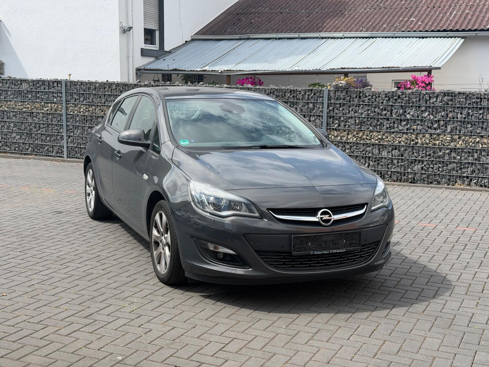 Opel Astra J Lim. 5-trg. Style*HU04/28*100TKM*1.HAND*
