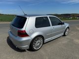 Volkswagen Golf 3.2 R32 4motion R32 - Volkswagen Golf aus 2002