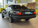 Mercedes-Benz 250D W124, AMG Sportfahrwerk, AMG Felgen - Mercedes-Benz 250: 250d W124