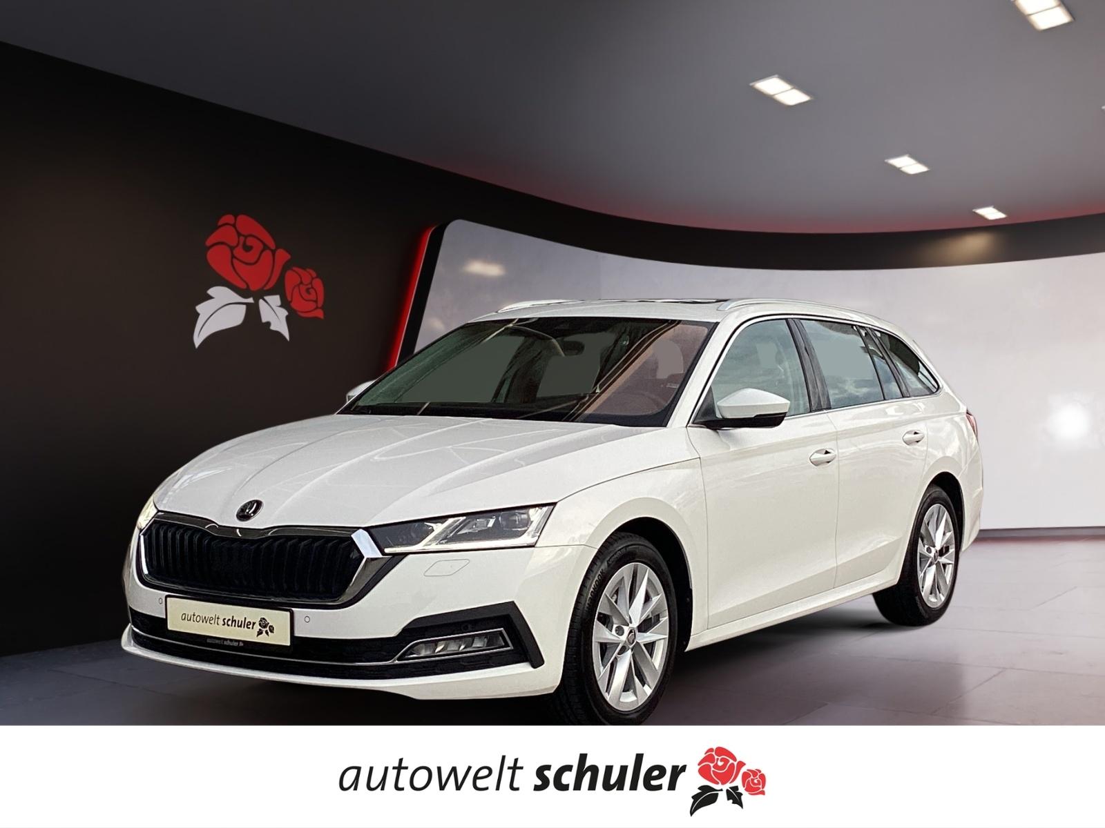Skoda Octavia Combi 2,0 TDI DSG Style Leder Pano