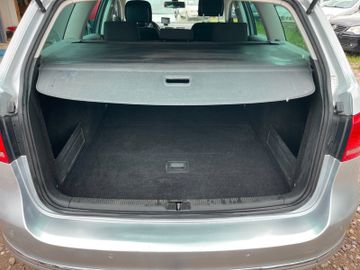 Volkswagen Passat Variant - 7