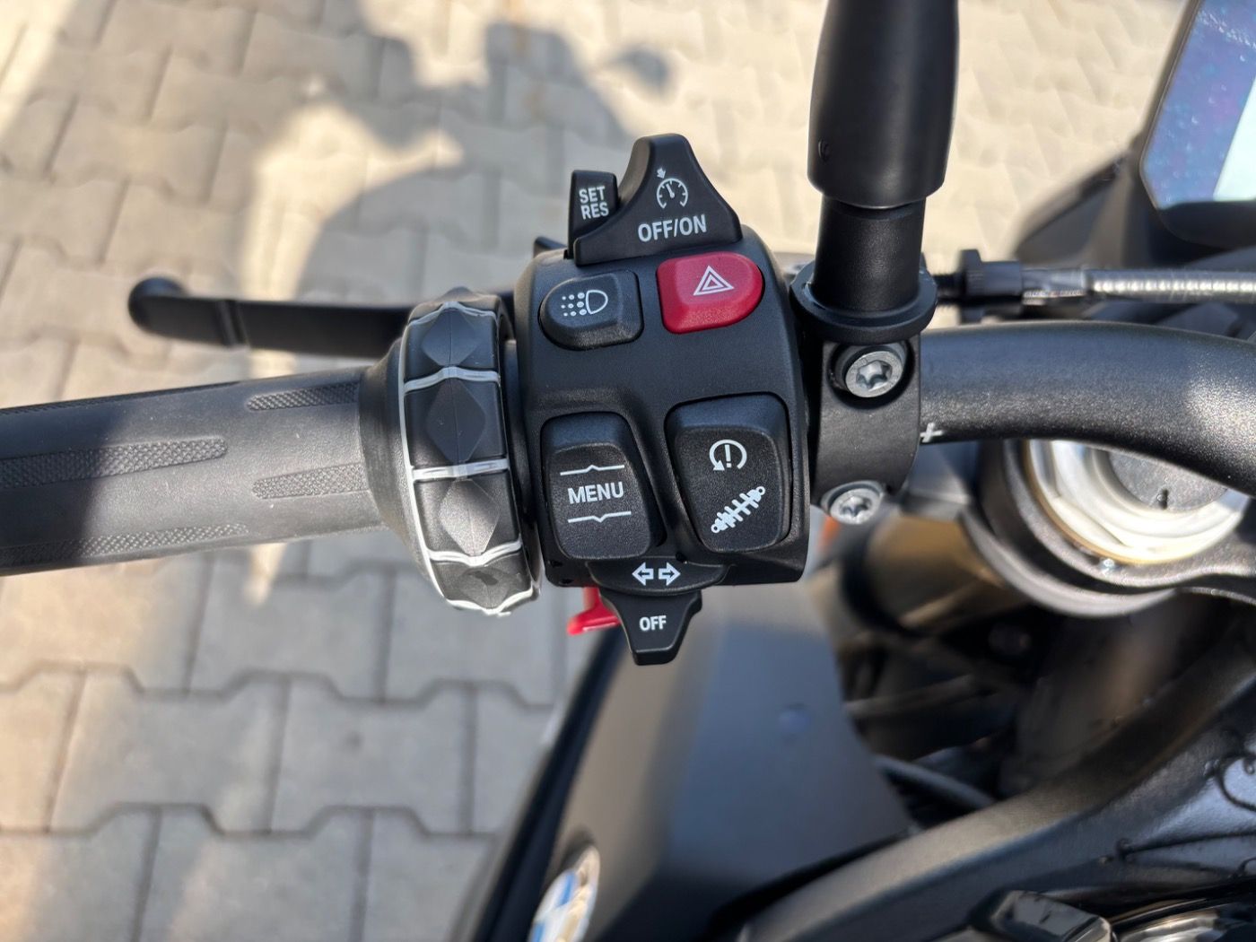 Fahrzeugabbildung BMW S 1000 R Komfortpaket, Dynamikpaket