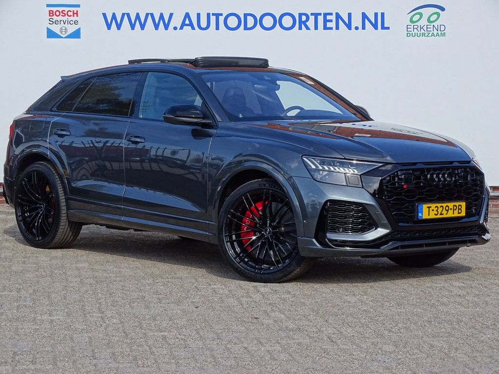 Image of Audi Q8