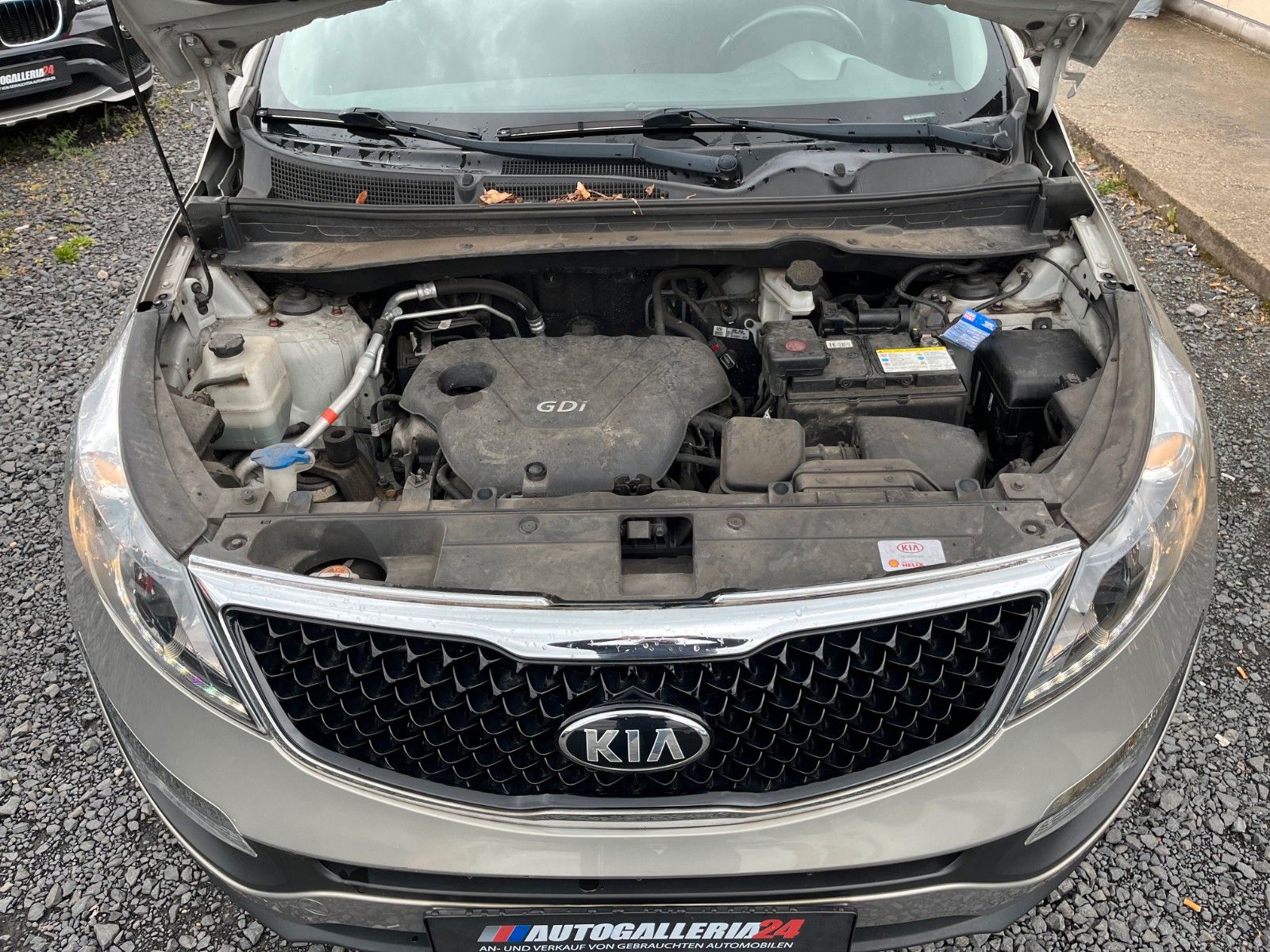 Fahrzeugabbildung Kia Sportage Attract 2WD 1.6 GDI Navi Kamera Tempoma