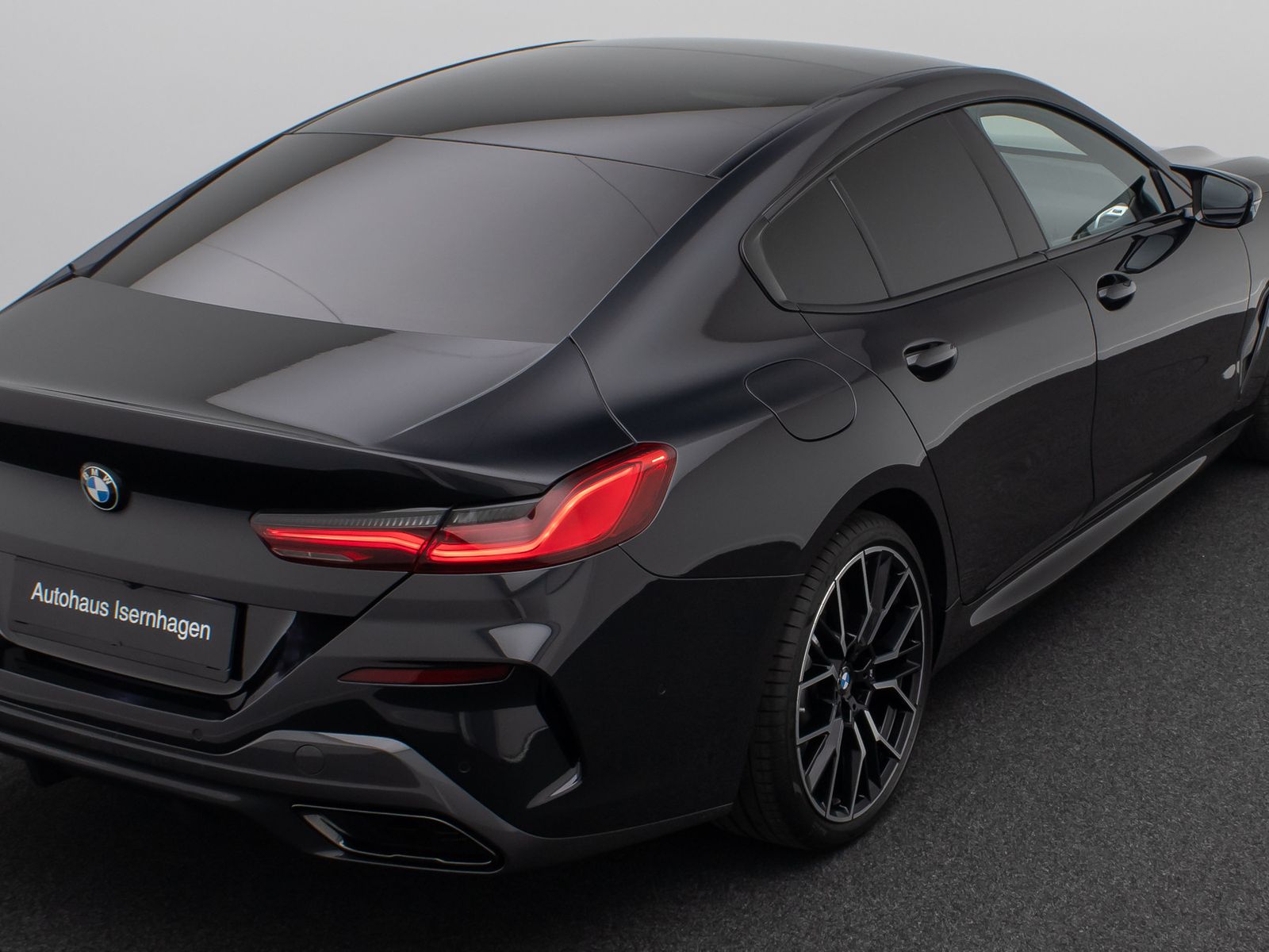 Fahrzeugabbildung BMW M850i xD GC 360° Laser SoftCl DisplKey Belüftung