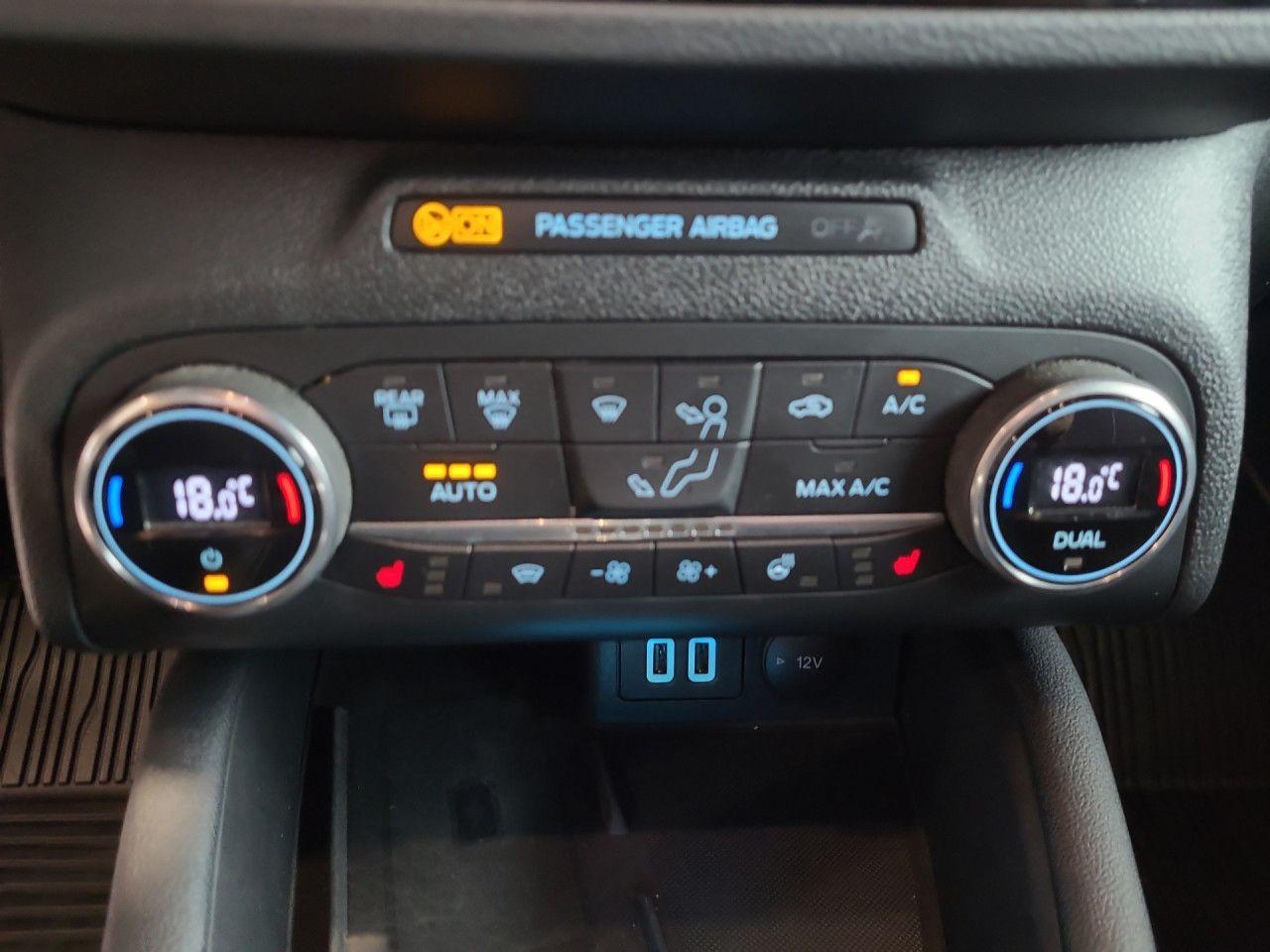 Ford Focus ST Turnier Sportpaket Bluetooth Navi LED
