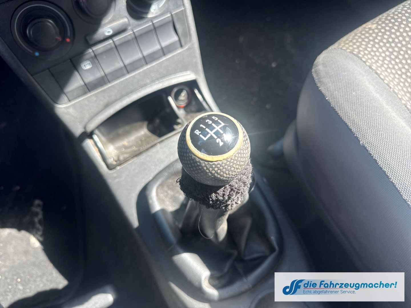 Fahrzeugabbildung SEAT Arosa Solit GA Alu el.SP Spieg.*MOTORSCHADEN