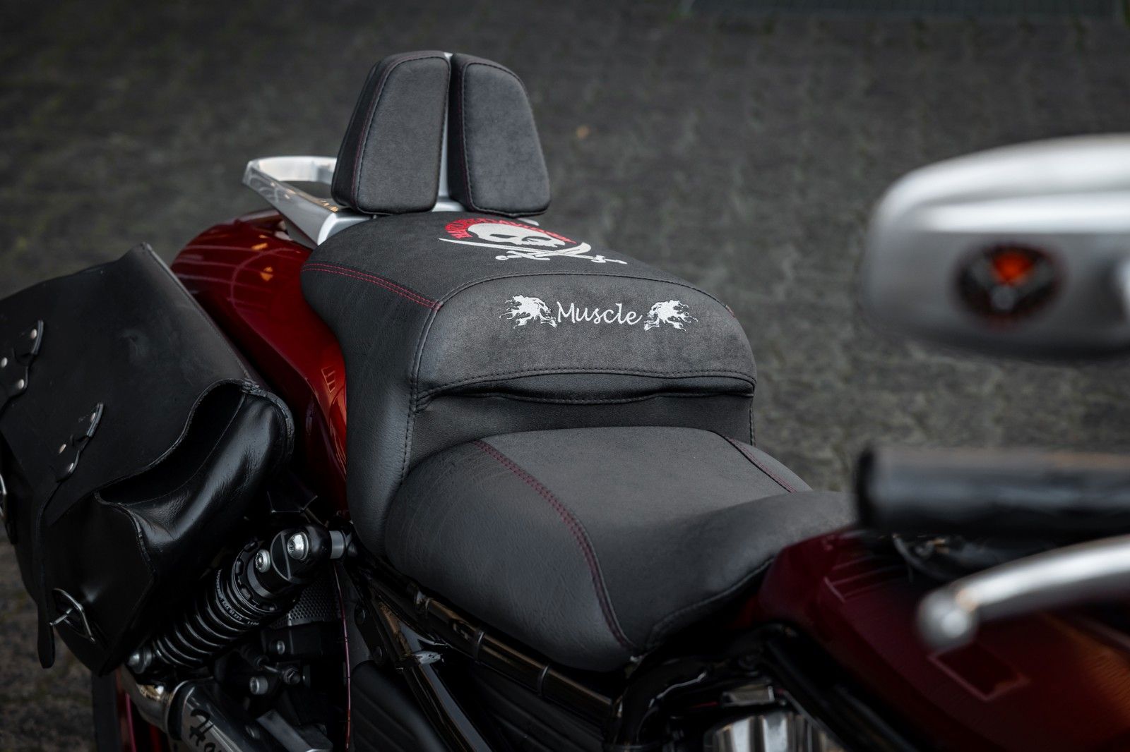 Fahrzeugabbildung Harley-Davidson VRSCF V-ROD MUSCLE - Jekill  - 260er METZELER