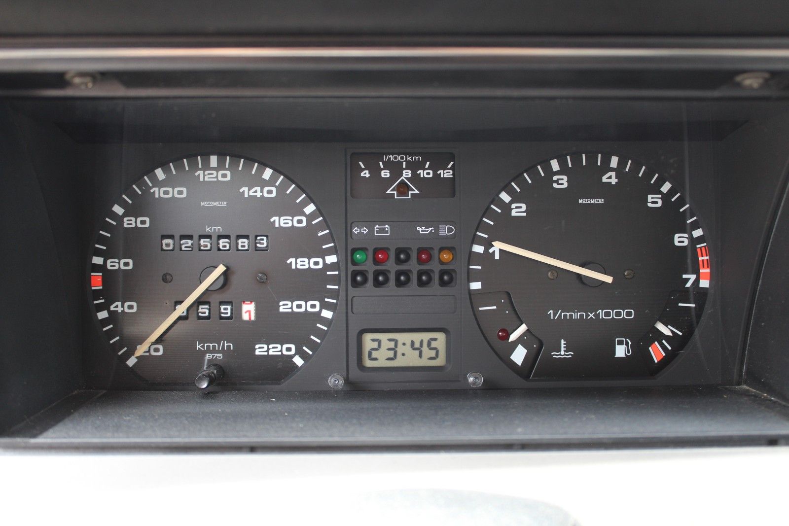 32B CL Coupe' 1,8 66KW (90PS) Orig., 25'' KM