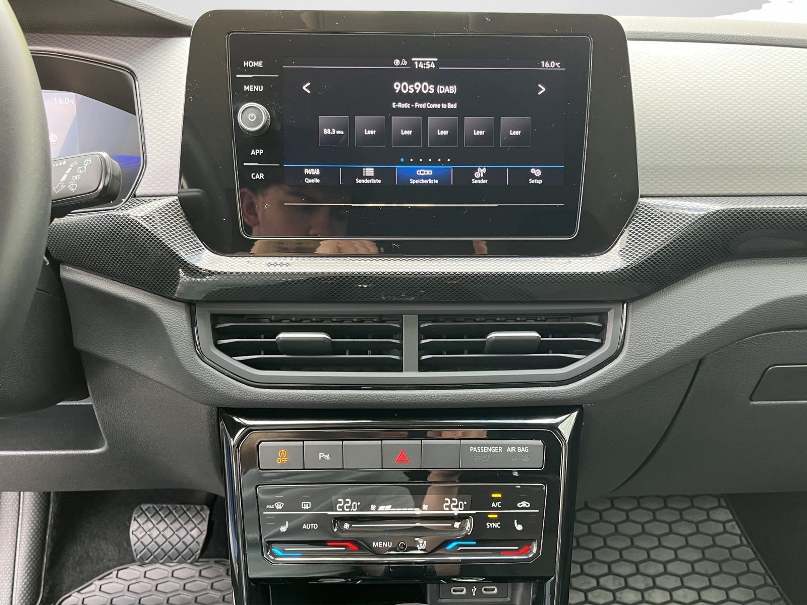 Volkswagen T-Cross - Bild 12