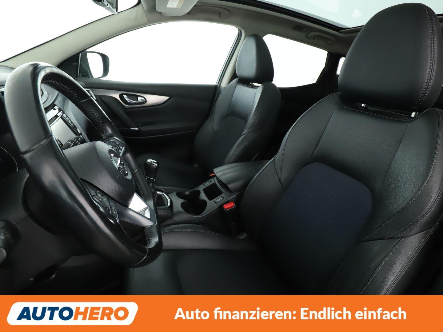 Nissan Qashqai 1.6 Business *NAVI*LED*TEMPO*CAM*PDC*SHZ