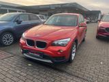 BMW X1 Baureihe X1 sDrive 20i 2.Hand Tüv Garantie - BMW X1 aus 2012 mit Benzin-Antrieb: Geländewagen